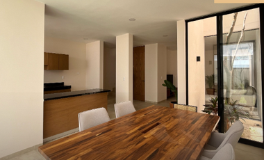 VENTA DE CASA EN TEMOZÓN, MERIDA, YUCATÁN.