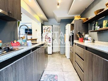 Remodelada y linda casa con loft independiente Viña del Mar