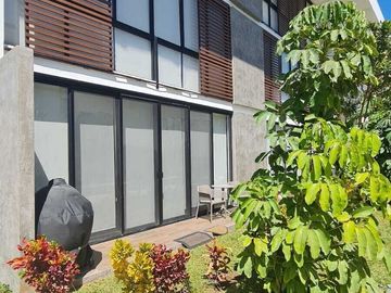 Departamento de 2 dormitorios y paneles solares en Country Club