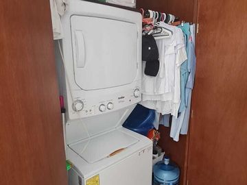 Departamento de 2 dormitorios y paneles solares en Country Club