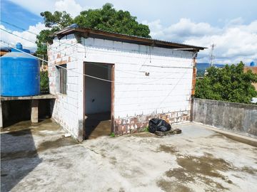 SE VENDE  VIVIENDA/ COMERCIO EN EL CENTRO DE TARAPOTO