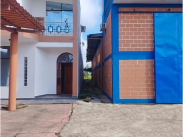 SE VENDE ALMACÉN/VIVIENDA EN YURIMAGUAS, LORETO