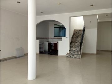 SE VENDE ALMACÉN/VIVIENDA EN YURIMAGUAS, LORETO