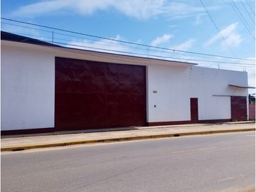 SE VENDE ALMACÉN/VIVIENDA EN YURIMAGUAS, LORETO