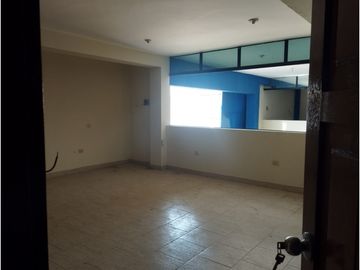 SE VENDE ALMACÉN/VIVIENDA EN YURIMAGUAS, LORETO
