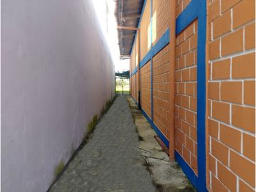 SE VENDE ALMACÉN/VIVIENDA EN YURIMAGUAS, LORETO