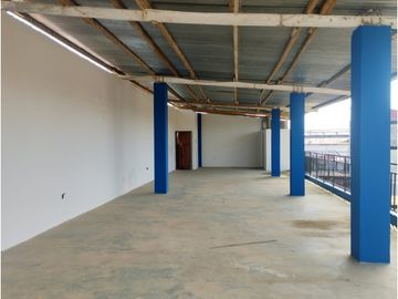 SE VENDE ALMACÉN/VIVIENDA EN YURIMAGUAS, LORETO