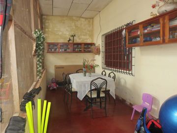 VENDO CASA EN YURIMAGUAS, LORETO, PERÚ