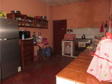 VENDO CASA EN YURIMAGUAS, LORETO, PERÚ