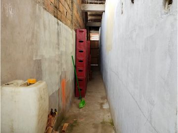 VENDO CASA  CON LOCAL COMERCIAL EN YURIMAGUAS, LORETO
