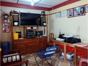 VENDO CASA  CON LOCAL COMERCIAL EN YURIMAGUAS, LORETO