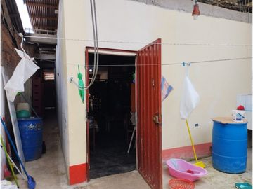 VENDO CASA  CON LOCAL COMERCIAL EN YURIMAGUAS, LORETO