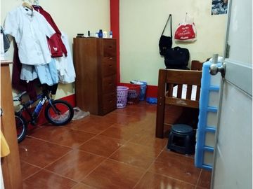 VENDO CASA  CON LOCAL COMERCIAL EN YURIMAGUAS, LORETO