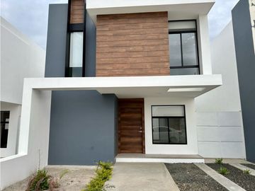 URBANIZACION BARU - CASAS NUEVAS AL SUR DE MANTA DESDE $105.000