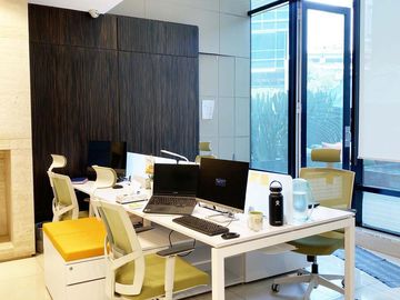 Oficina de 106 m2 en Renta con Terraza en Santa Fe. D