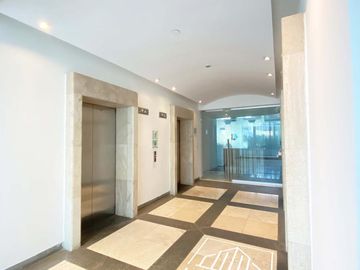 Oficina de 106 m2 en Renta con Terraza en Santa Fe. D