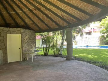 Venta Casa de Un Nivel excelente para Hotel Boutique o Asilo en Xochitepec,  Morelos