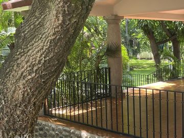 Venta Casa de Un Nivel excelente para Hotel Boutique o Asilo en Xochitepec,  Morelos
