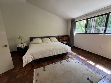Venta Casa de Un Nivel excelente para Hotel Boutique o Asilo en Xochitepec,  Morelos