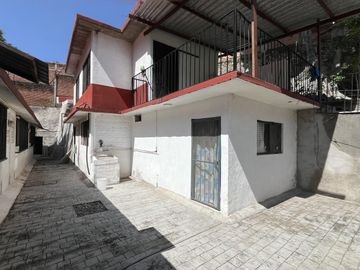 Venta Casa de Un Nivel excelente para Hotel Boutique o Asilo en Xochitepec,  Morelos