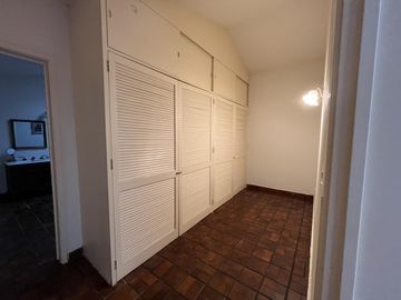 Venta Casa de Un Nivel excelente para Hotel Boutique o Asilo en Xochitepec,  Morelos