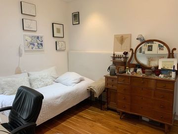 LINDA CASA EN VENTA  A UN PASO DEL PARQUE ROOSEVELT EN SAN ISIDRO
