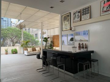 LINDA CASA EN VENTA  A UN PASO DEL PARQUE ROOSEVELT EN SAN ISIDRO
