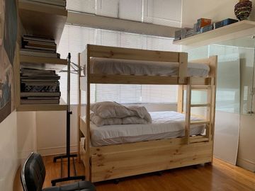 LINDA CASA EN VENTA  A UN PASO DEL PARQUE ROOSEVELT EN SAN ISIDRO