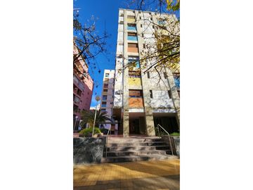 VENDO DEPARTAMENTO GRANDE EN CAPITAL CIUDAD DE MENDOZA