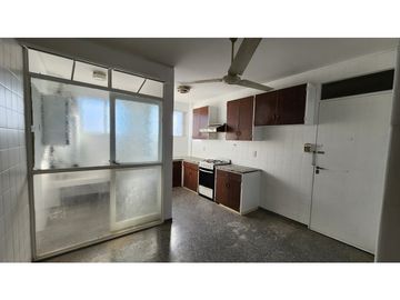 VENDO DEPARTAMENTO GRANDE EN CAPITAL CIUDAD DE MENDOZA