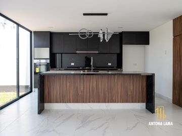 Casa en venta en Parque Chiapas, Lomas de Angelópolis III