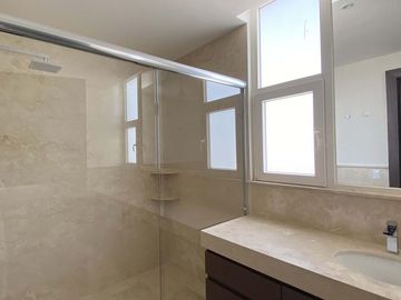 Departamento en Girault Boulevard Reforma IV. V