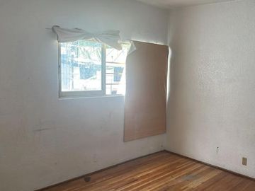 Con potencial, para renta, remodelación o inversión, Unidad Modelo