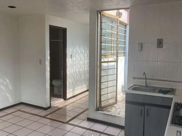Con potencial, para renta, remodelación o inversión, Unidad Modelo