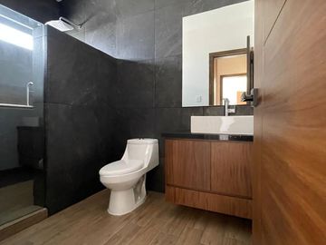 CASA CON ALBERCA EN VENTA EN PUNTA TIBURÓN LAG 8