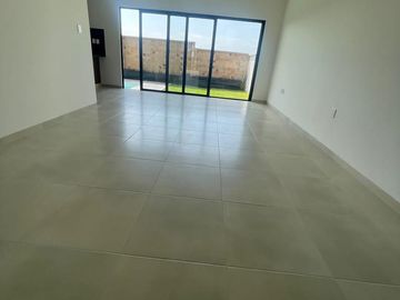 CASA CON ALBERCA EN VENTA EN PUNTA TIBURÓN LAG 8