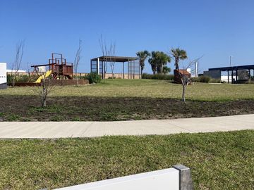 CASA CON ALBERCA EN VENTA EN PUNTA TIBURÓN LAG 8