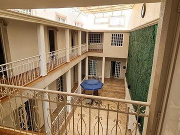 Casa en colonia Roma Norte estilo Art Deco con uso de SUELO oficinas