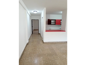 VIA BRASIL / CASA DE DOS NIVELES / RESIDENCIAL O COMERCIAL / 800M