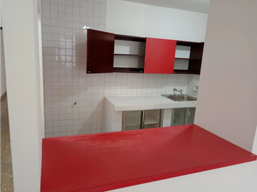 VIA BRASIL / CASA DE DOS NIVELES / RESIDENCIAL O COMERCIAL / 800M