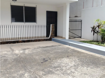VIA BRASIL / CASA DE DOS NIVELES / RESIDENCIAL O COMERCIAL / 800M