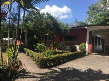 VENTA CASA CON  3095 M2 EN SAN VICENTE BUGABA