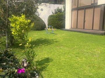 Casa en Venta en Bosque de las Lomas