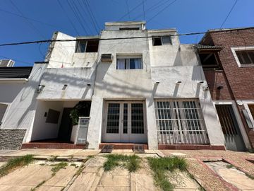 Departamento 3 dormitorios y cochera en B Candioti