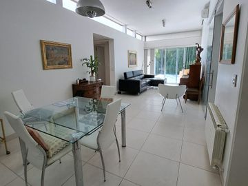 CASA EN VENTA BARRIO PRIVADO LA VACHERIE C GOLF