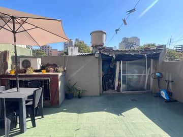Departamento Tipo Casa en venta en Lanus Este