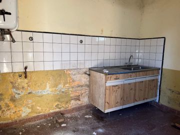 CASA VENTA A REFACCIONAR FLORENCIO VARELA