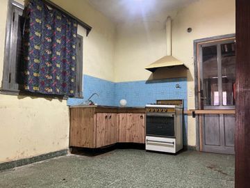 CASA VENTA A REFACCIONAR FLORENCIO VARELA