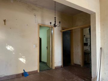 CASA VENTA A REFACCIONAR FLORENCIO VARELA