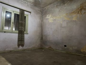 CASA VENTA A REFACCIONAR FLORENCIO VARELA